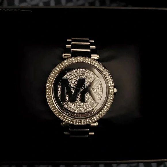 NWT Michael Kors MK Logo Silver Face MICHAEL KORS Gunmetal Silver Metallic Mirrored MK Logo Zip  main image 4